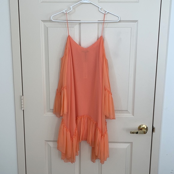 Alice + Olivia Ilaria Cold Shoulder Dress - Picture 4 of 8